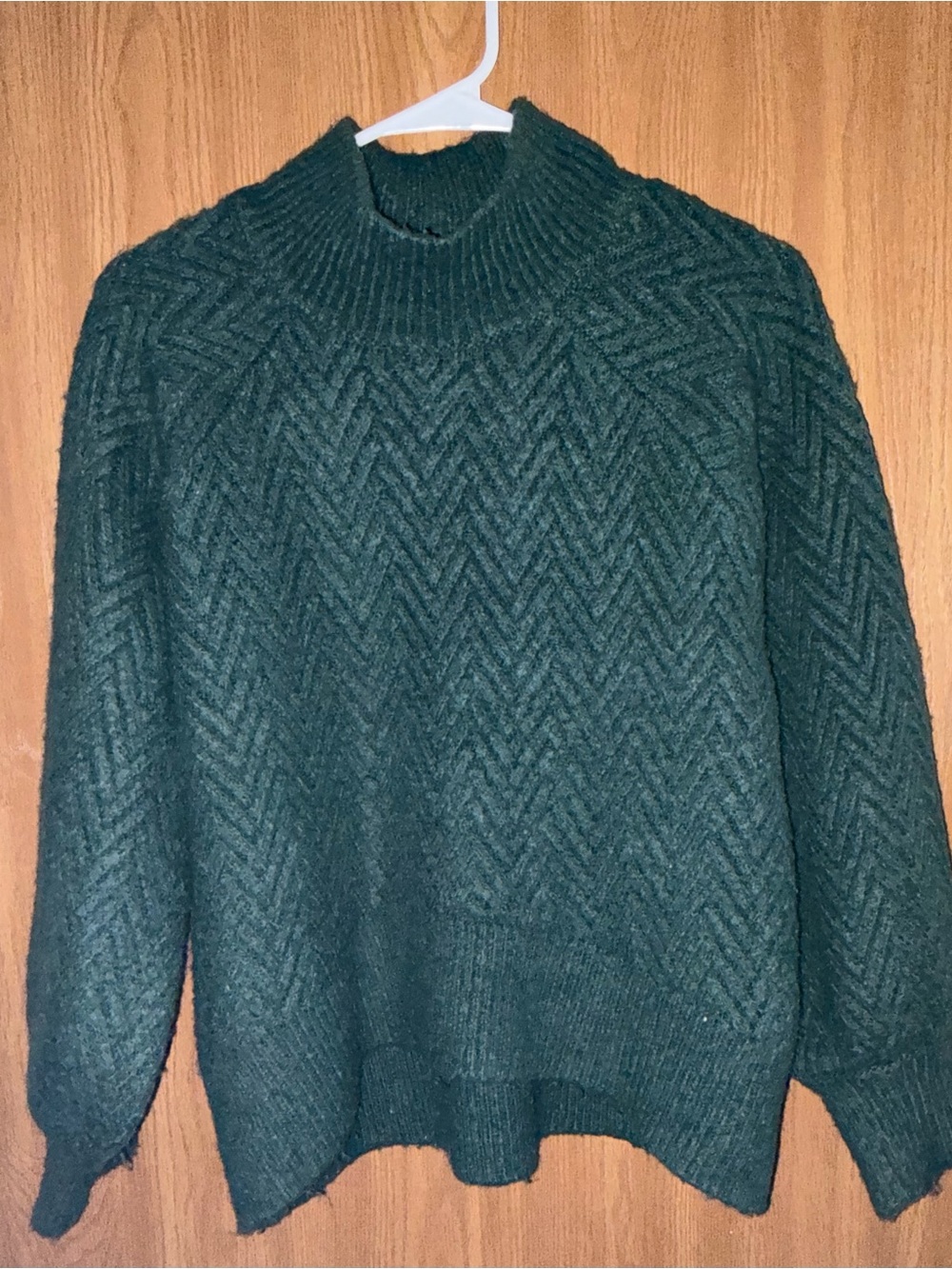 Abercrombie & Fitch Women’s Dark Green  Sweater